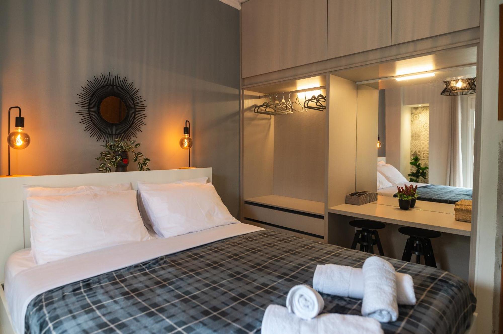 Sapphire Majesty Suite By Heaven'S Hall Luxury Suites อเล็กซานโดรโพลิส ภายนอก รูปภาพ