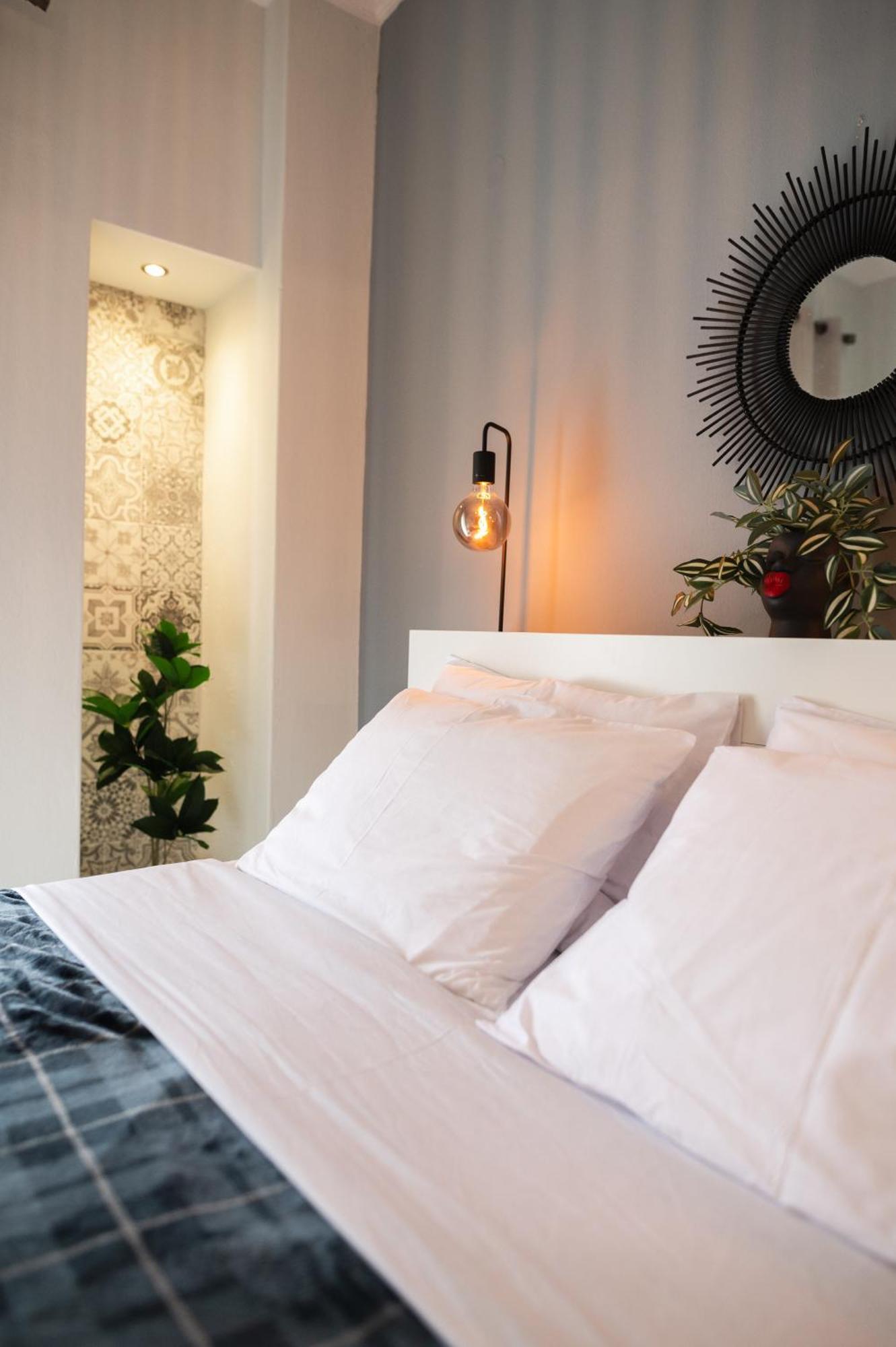 Sapphire Majesty Suite By Heaven'S Hall Luxury Suites อเล็กซานโดรโพลิส ภายนอก รูปภาพ